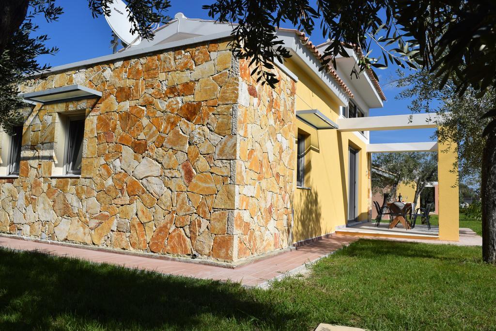 Three Stars Luxury Villas Мораитика Экстерьер фото