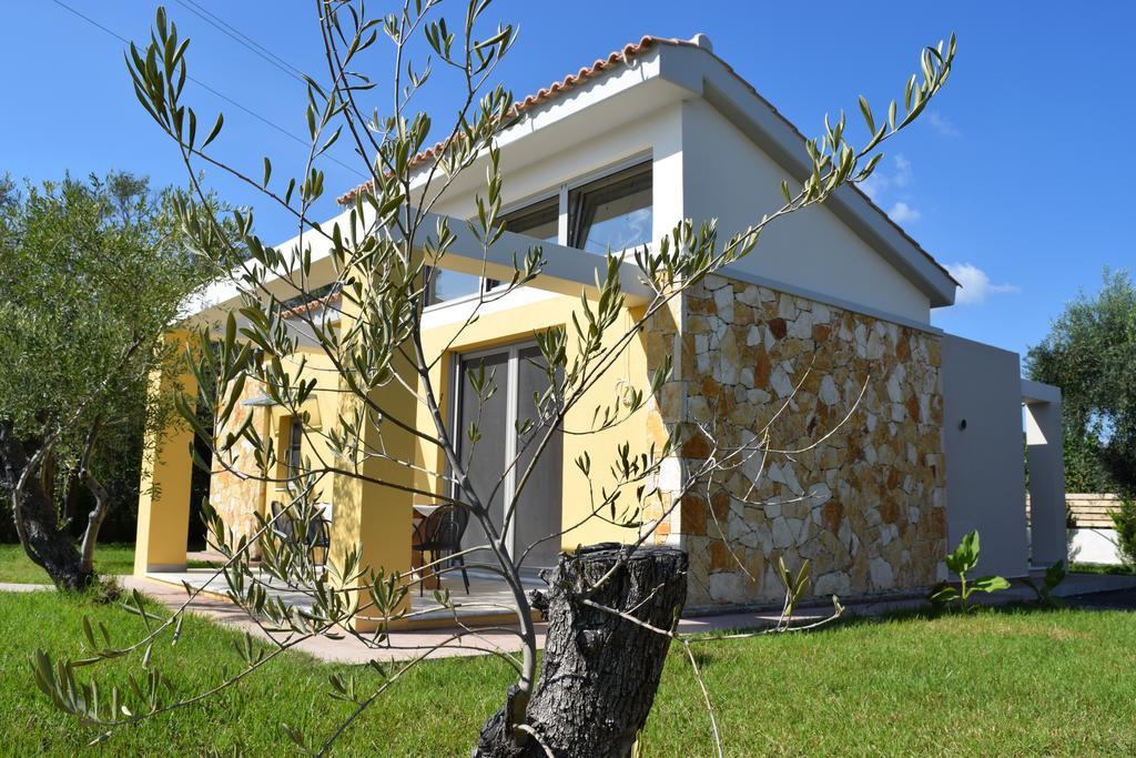 Three Stars Luxury Villas Мораитика Экстерьер фото