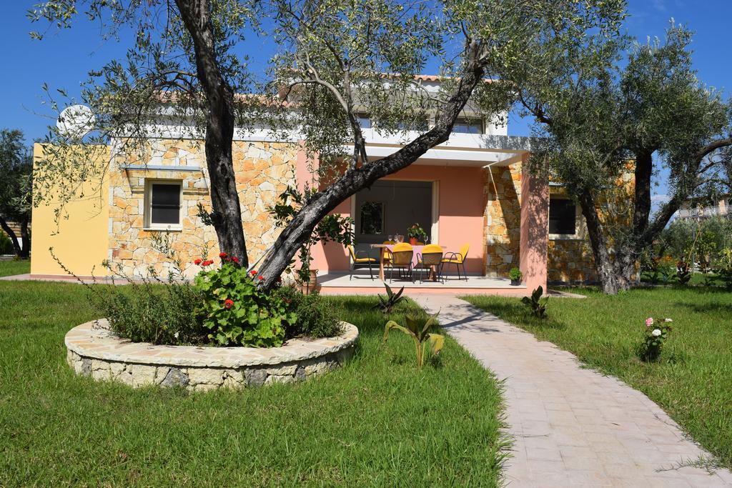 Three Stars Luxury Villas Мораитика Экстерьер фото