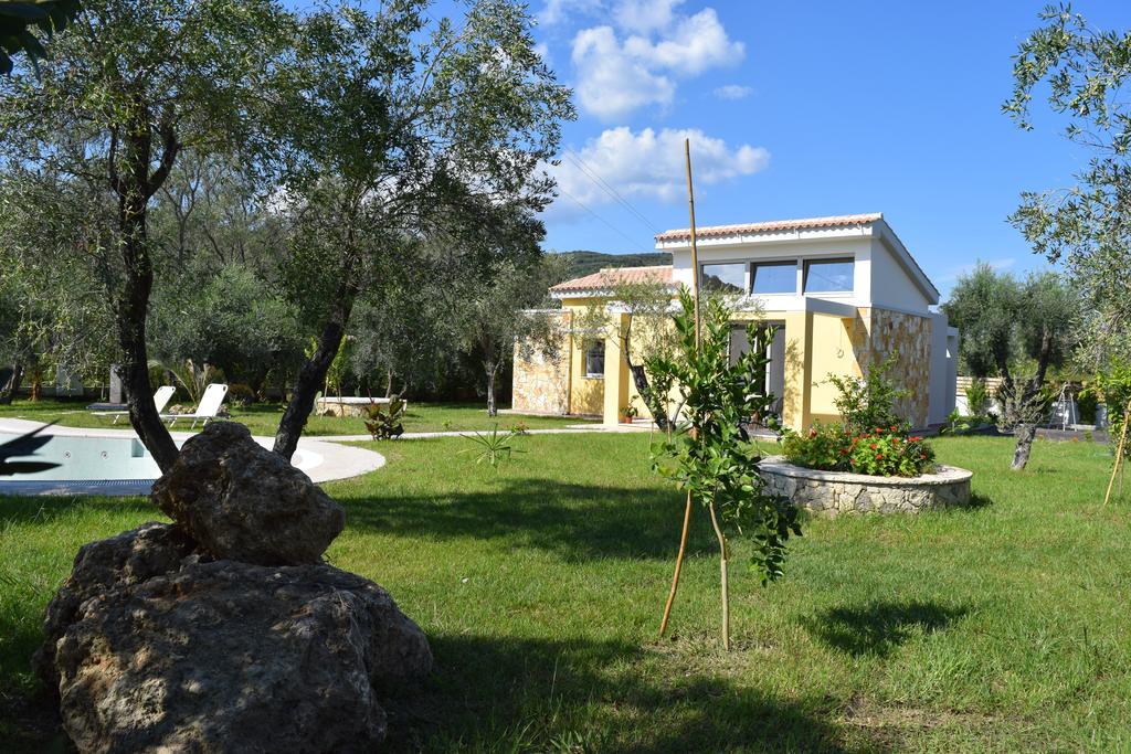 Three Stars Luxury Villas Мораитика Экстерьер фото