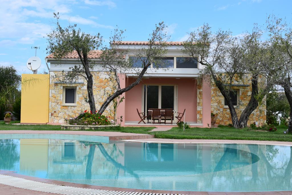 Three Stars Luxury Villas Мораитика Экстерьер фото